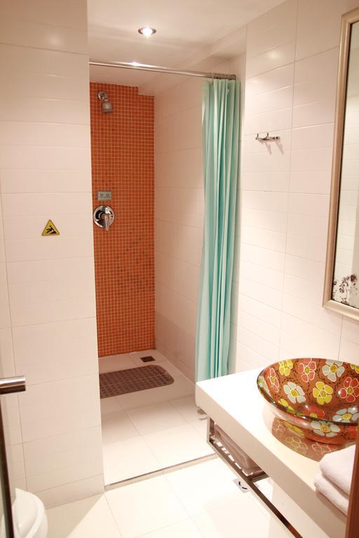 Qingdao Renjia Bussiness Hotel Habitación foto